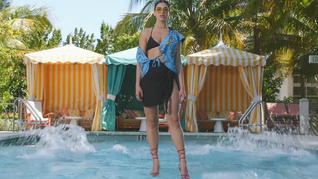 Deretan Video Klip Ikonik Dua Lipa dengan Gaya Terseksi