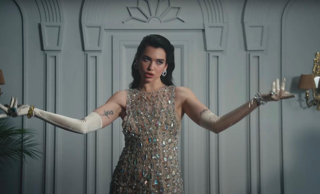 Deretan Video Klip Ikonik Dua Lipa dengan Gaya Terseksi