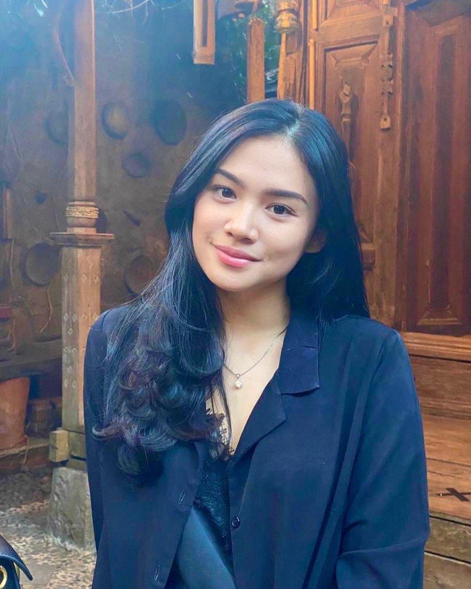 Pesona Tiarani Savitri, Anak Sulung Mulan Jameela yang Beranjak Dewasa