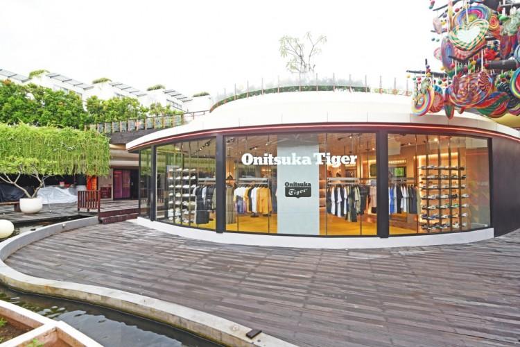 toko onitsuka jakarta