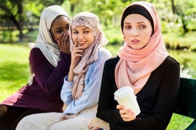7 Tips Menghindari Gosip Bareng Teman saat Ramadan