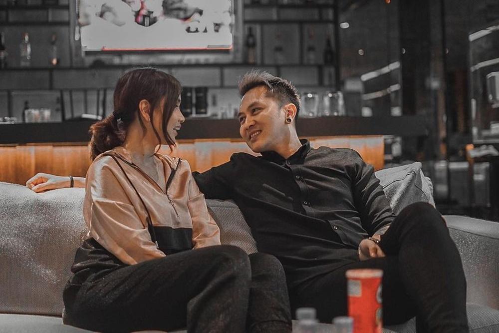 Digosipkan Cerai, Ini 9 Bukti Kemesraan Sara Wijayanto & Demian Aditya