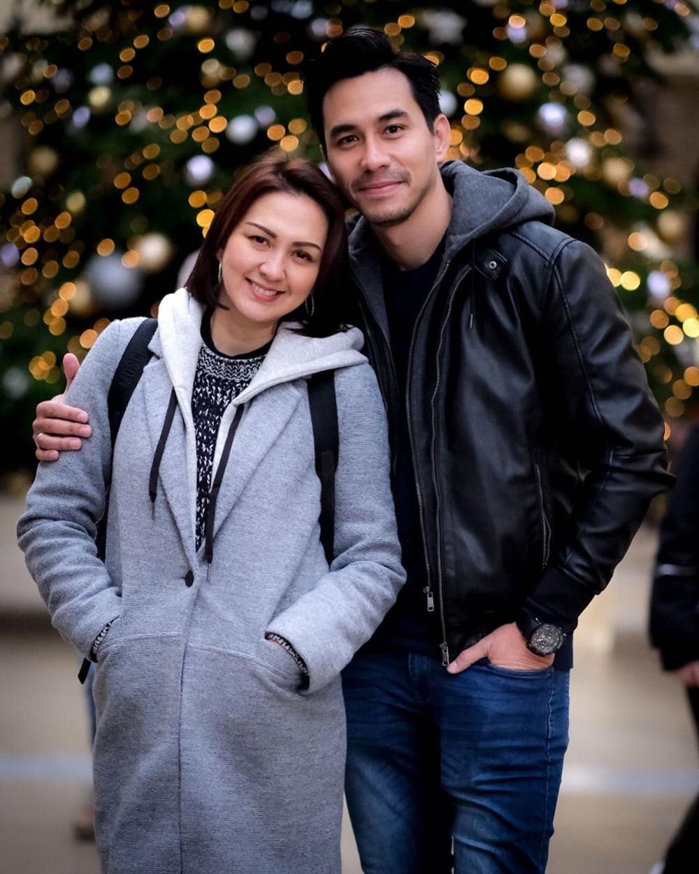 Couple Goals! 10 Potret Kisah Cinta Darius Sinathrya dan Donna Agnesia