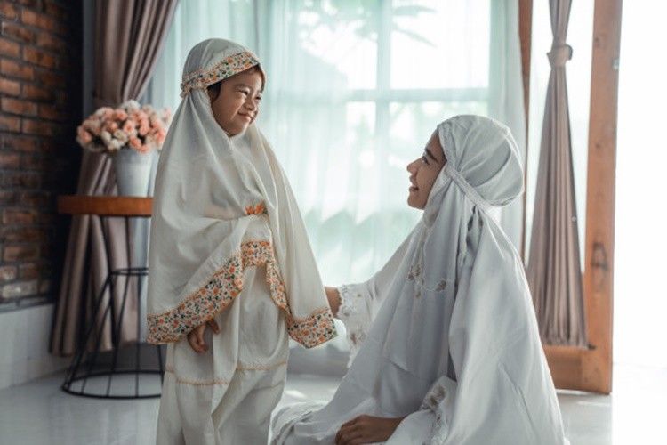 Kumpulan Doa Ibu untuk Anak Perempuan dan Laki-Laki