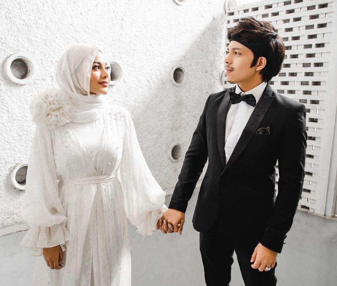 Sambut Ramadan, Intip Gaya Baru Aurel Hermansyah Menggunakan Hijab