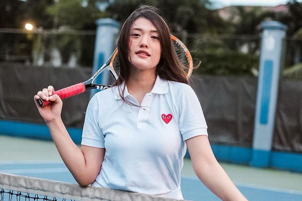 Gaya Anisa Azizah, Istri Raditya Dika yang Manis dan Kekinian