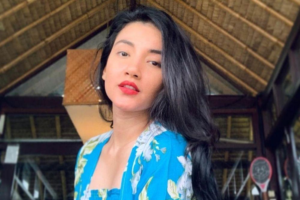 Awet Muda dan Tetap Memesona, Ini 7 Potret Terkini Tsania Marwa