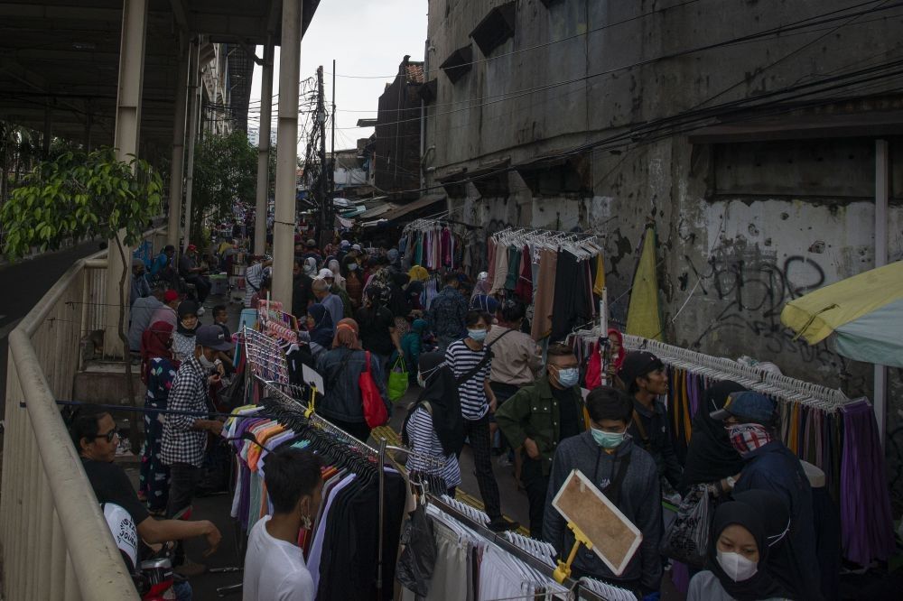 Viral, Ini 7 Potret Pasar Tanah Abang yang Penuh Lautan Manusia