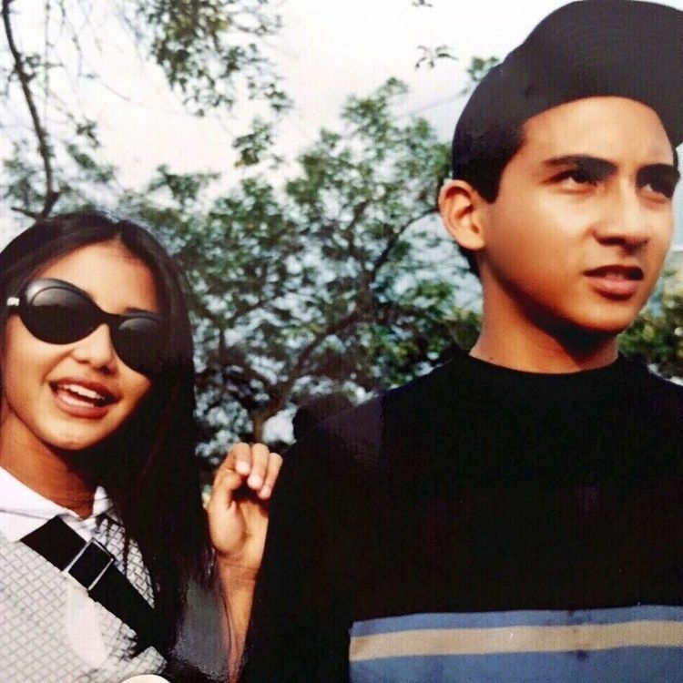 13 Foto Lawas Pasangan Artis di Masa Pacaran, Bikin Nostalgia!