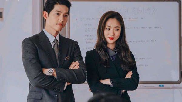 12 Potret Mesra Song Joong Ki-Jeon Yeo Bin vs Song Hye Kyo