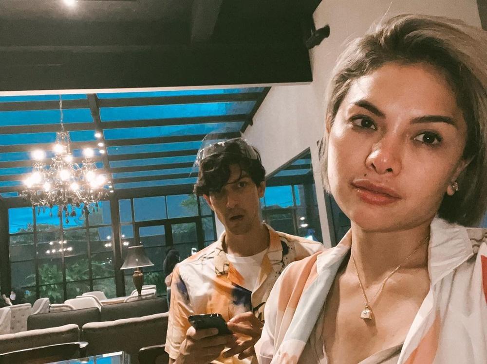 9 Momen Mesra Nikita Mirzani dan Dimas Beck, Benarkah Segera Menikah?