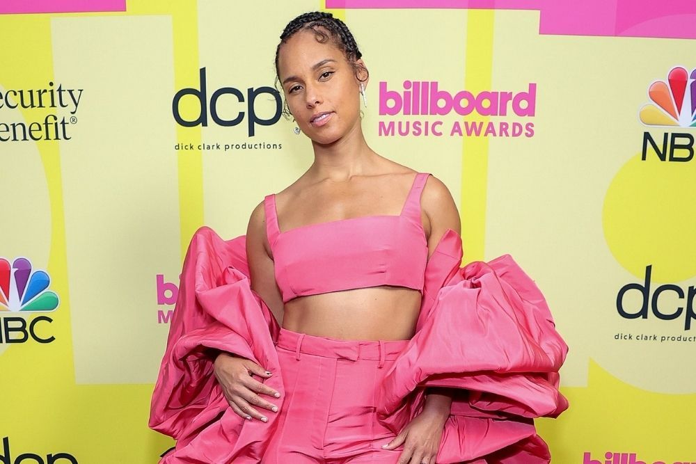 7 Penampilan Paling Eye Catching di Ajang Billboard Music Awards 2021 