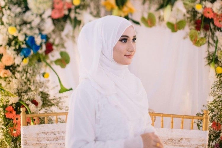 9 Fakta Nadzira Shafa, Calon Istri Ameer Azzikra yang Siap Nikah Muda
