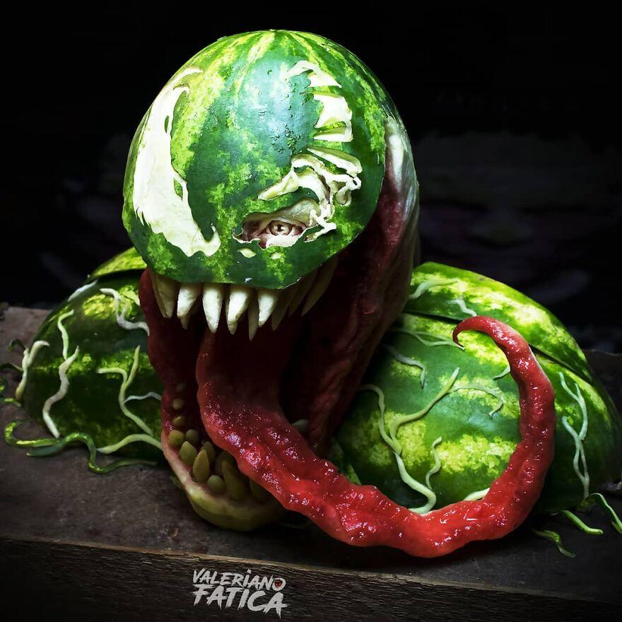 Kreatif! Inilah Hasil Karya Ukiran Keren dari Makanan