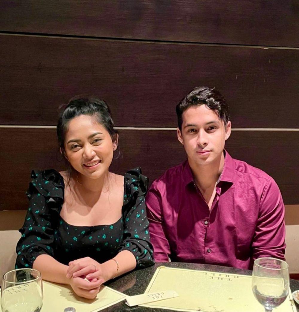 Sudah Move On, Ini 10 Potret Mesra Artis Janda dan Duda Bareng Pacar