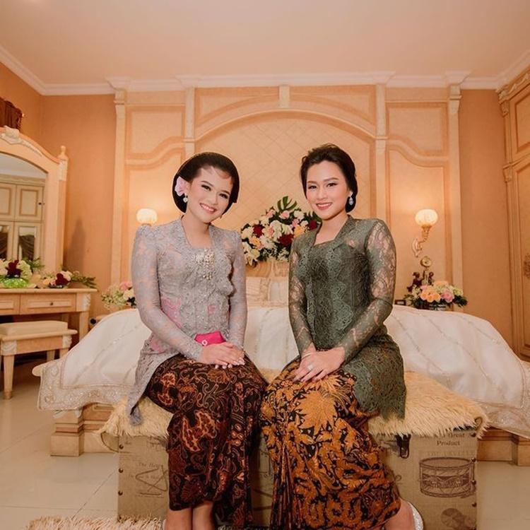 Kompak Berkarier, 9 Seleb Ini Beda Nasib dengan Kembarannya Soal Cinta