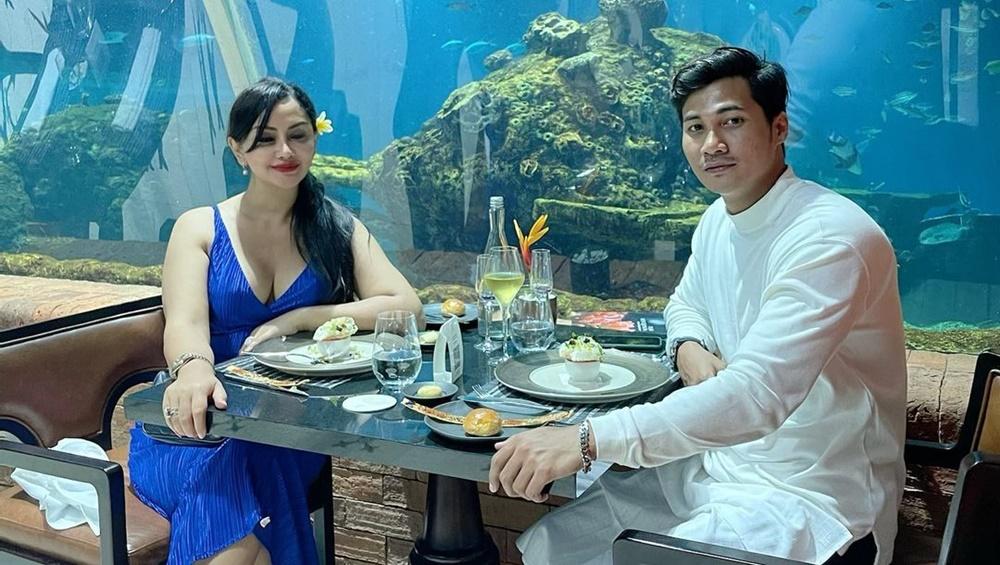 Dianggap Vulgar, Intip 10 Gaya Pacaran Sisca Mellyana dan Kekasih