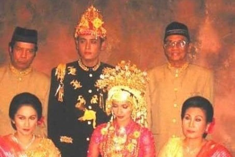 Sarat Makna, Ini 5 Seleb yang Menikah dengan Adat Aceh