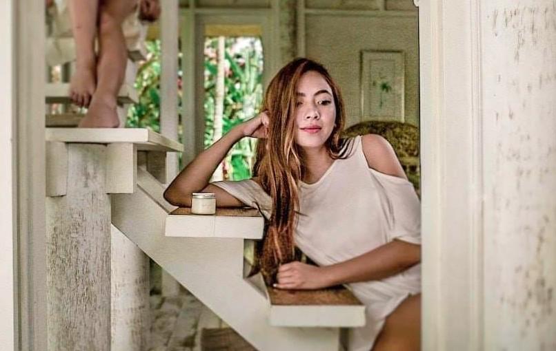 Jaga Privasi, 10 Artis Ini Jarang Pamer Suami di Media Sosial