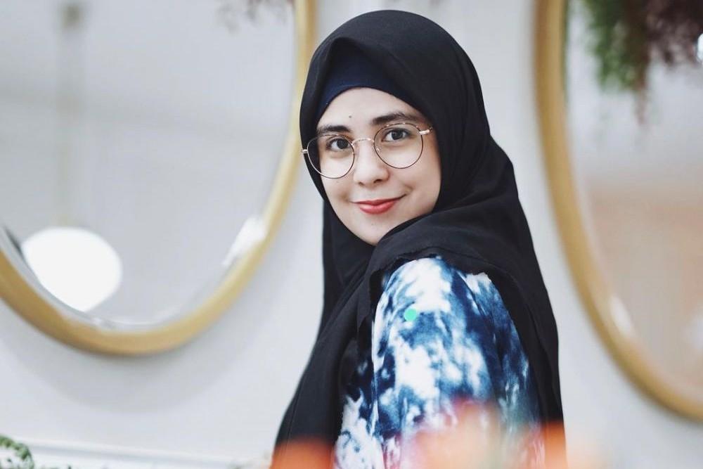 Jaga Privasi, 10 Artis Ini Jarang Pamer Suami di Media Sosial