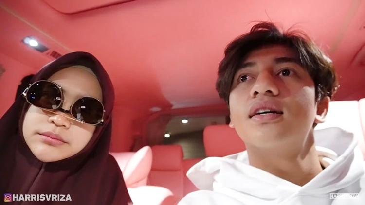 Dijodohkan Penggemar, Ini 9 Bukti Kedekatan Ria Ricis dan Harris Vriza