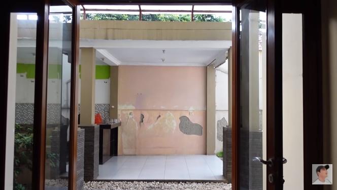 Bergaya Amerika Klasik, Ini 12 Potret Calon Rumah Baru Arya Saloka