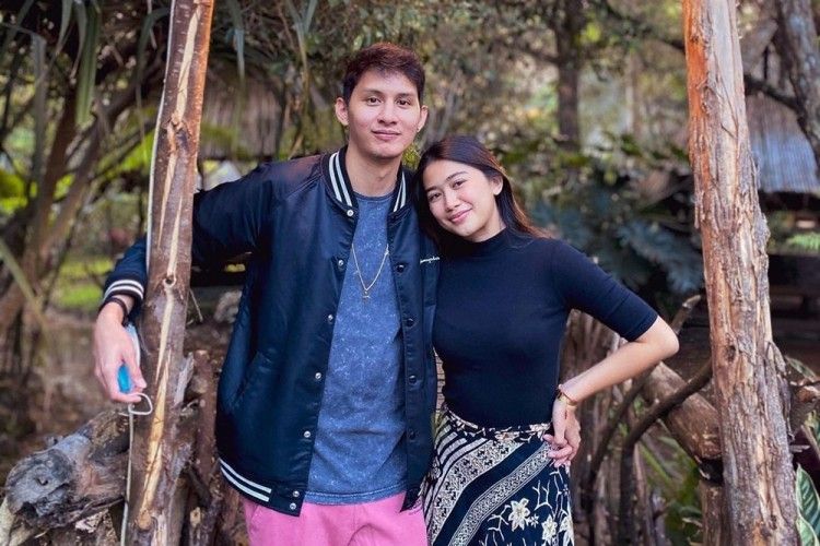Putus dari Mikha Tambayong, Ini 10 Gaya Pacaran Daniel Wenas & Kekasih