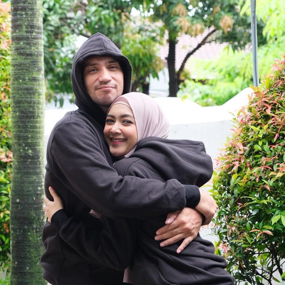 Sempat Cerai Lalu Rujuk, Ini Perjalanan Cinta Gary Iskak-Richa Novisha