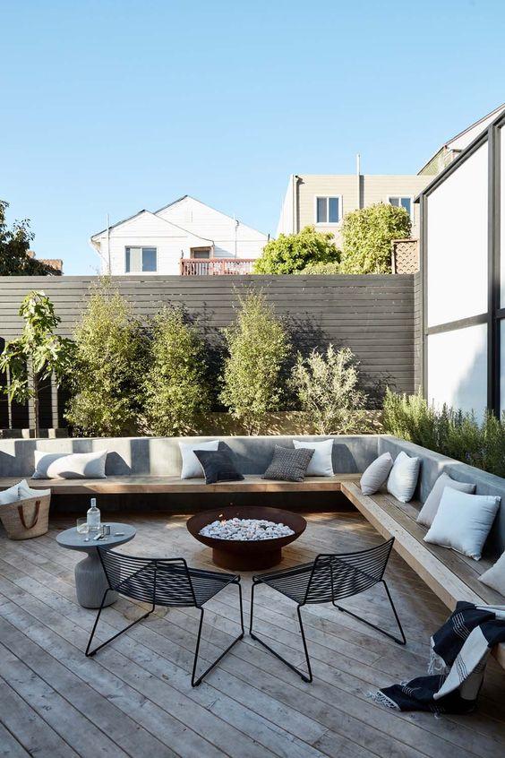 11 Ide Desain Rooftop Rumah Agar tidak Panas dan Membosankan