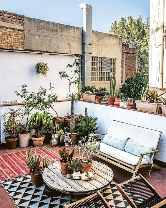 11 Ide Desain Rooftop Rumah Agar tidak Panas dan Membosankan