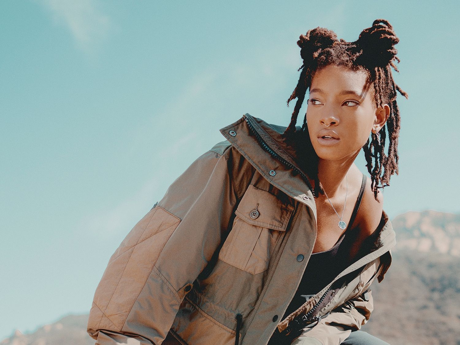 Beranjak Dewasa, Intip Transformasi Gaya Unik Willow Smith