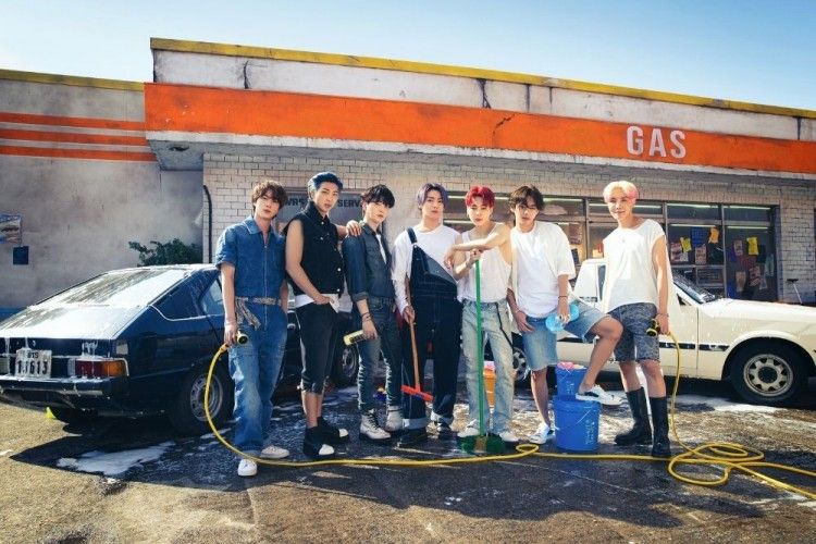BTS Rilis Foto Konsep "Car Wash", Ini 20 Reaksi Kocak Para ARMY!