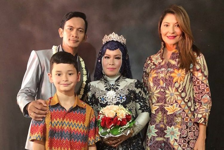 Bikin Kagum! Ini 5 Artis yang Hadiri Pernikahan Karyawannya