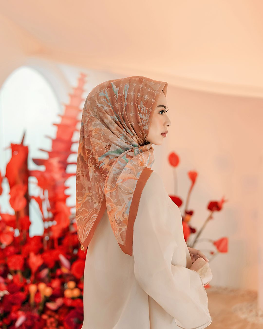 Kolaborasi Buttonscarves & RiaMiranda Luncurkan Koleksi Hijab Elegan