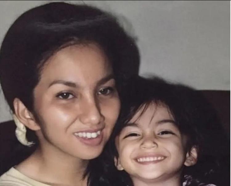 9 Potret Lawas Ibu Artis Saat Muda, Jadi Primadona di Masanya
