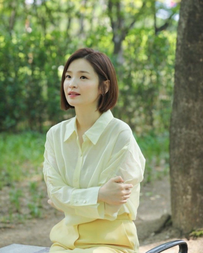 Potret Elegan Jeon Mi Do, Pemeran Dokter di Hospital Playlist