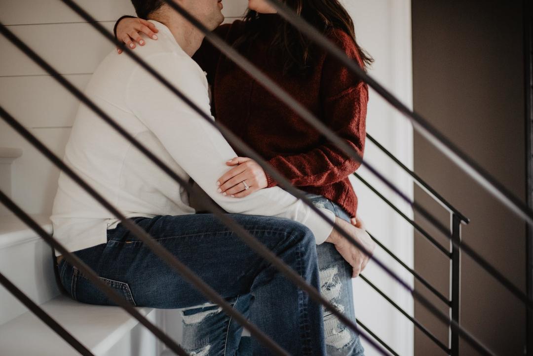 7 Cara Melakukan Quickie Sex Saat Work From Home