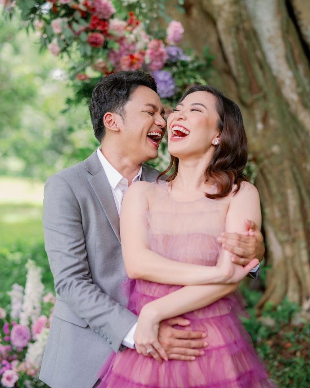 7 Tahun Pacaran, Ini 10 Foto Pernikahan Calvin Jeremy & Novia Santoso