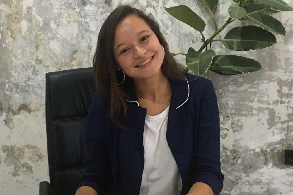 7 Potret Melati Wijsen, Wakil Indonesia di Festival Film Cannes 2021