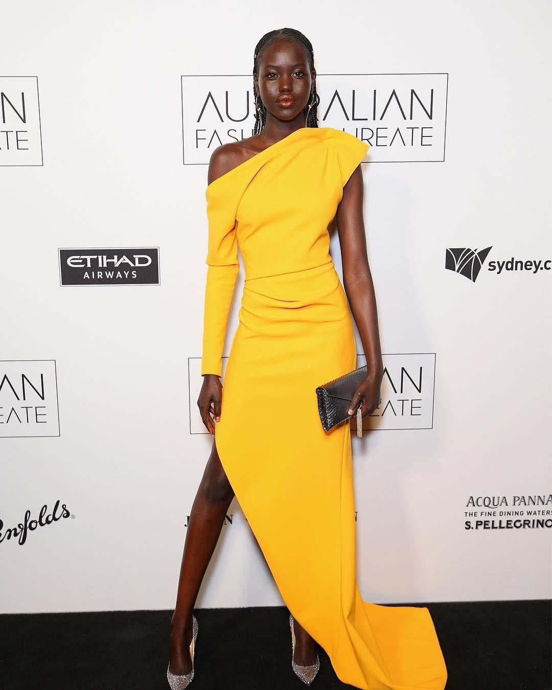 Ubah Citra 'Body Goals', Ini Gaya Para Model Terbaru Victoria's Secret