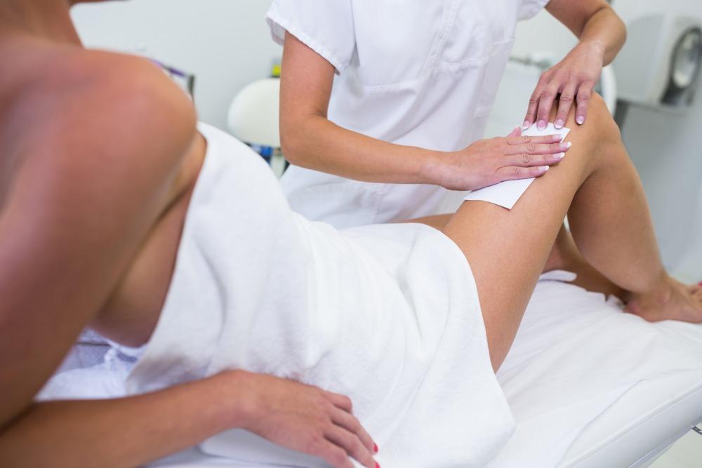 Sama-sama Menghilangkan Bulu, Ini Perbedaan Shaving dan Waxing