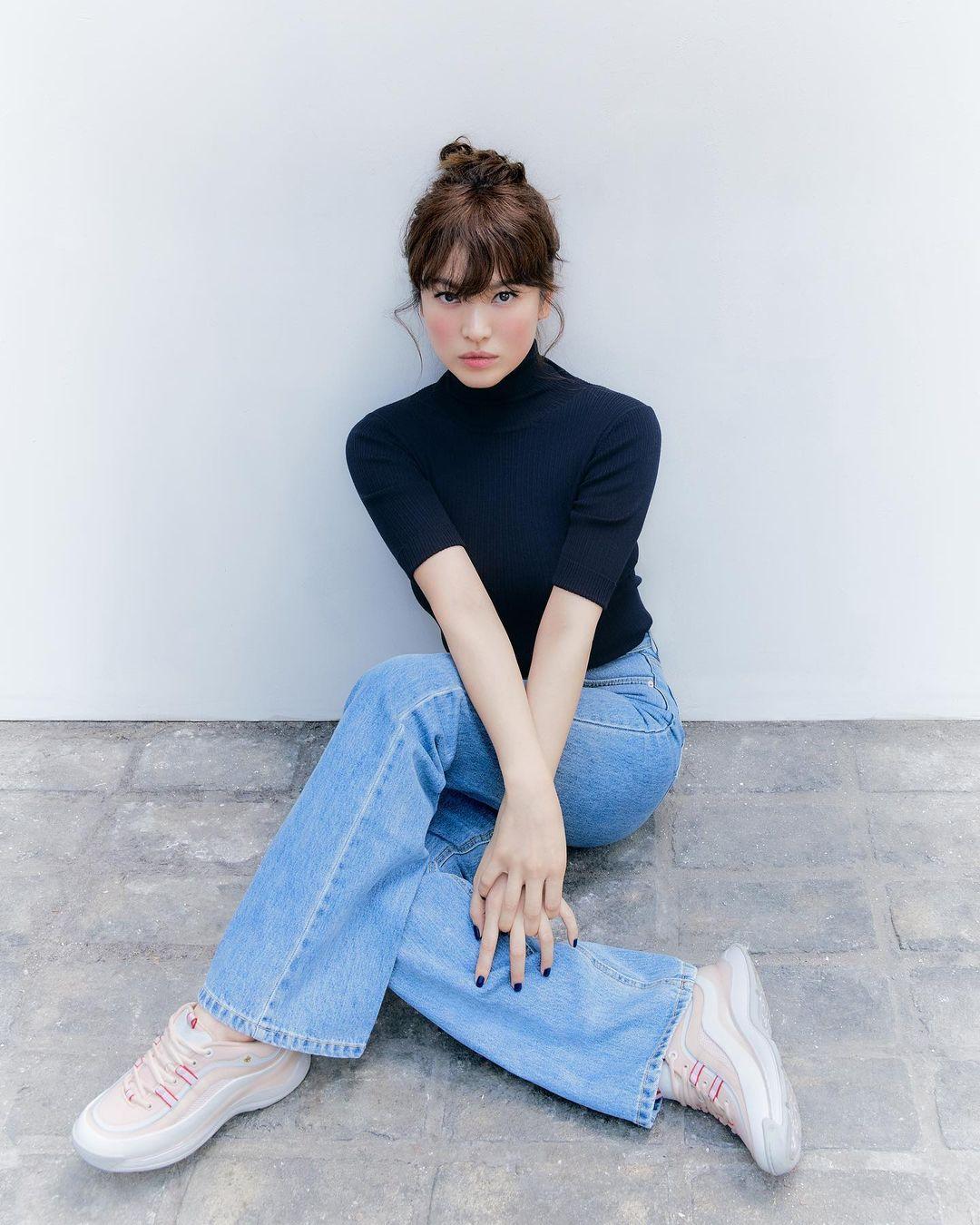 Deretan Bukti Song Hye Kyo Miliki Gaya Kekinian Layaknya ABG