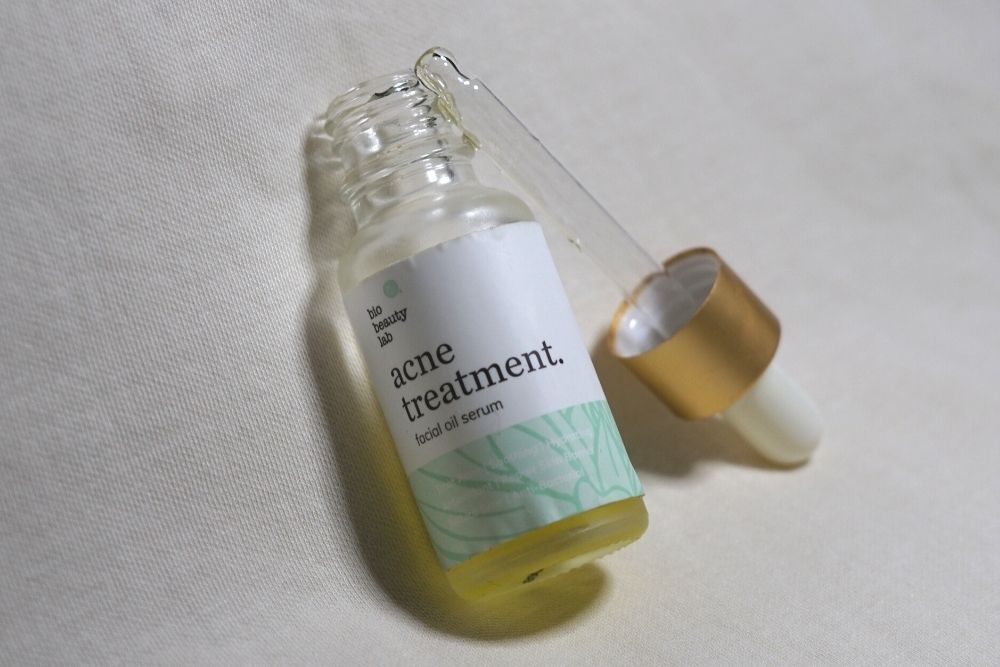 Review: Bio Beauty Lab Acne Treatment Face Oil, Bikin Jerawat Kabur 