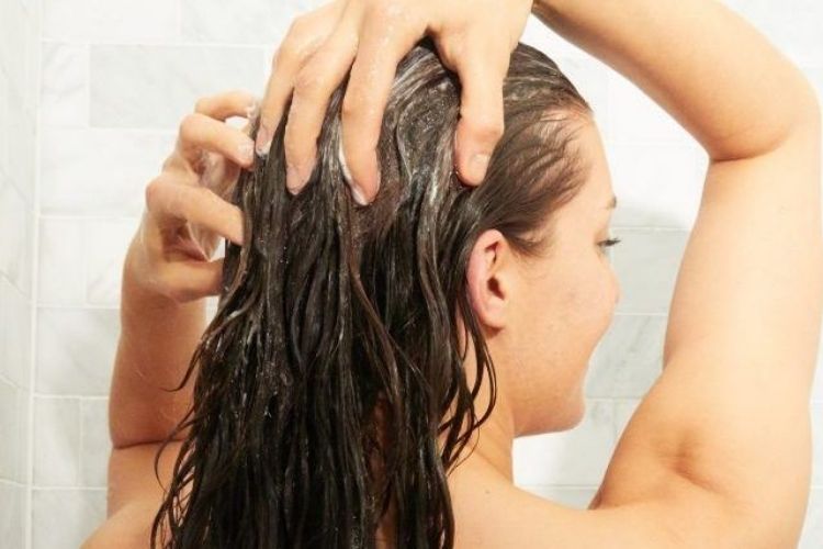 6 Tips yang Bakal Bikin Rambut Makin Sehat dan Kuat