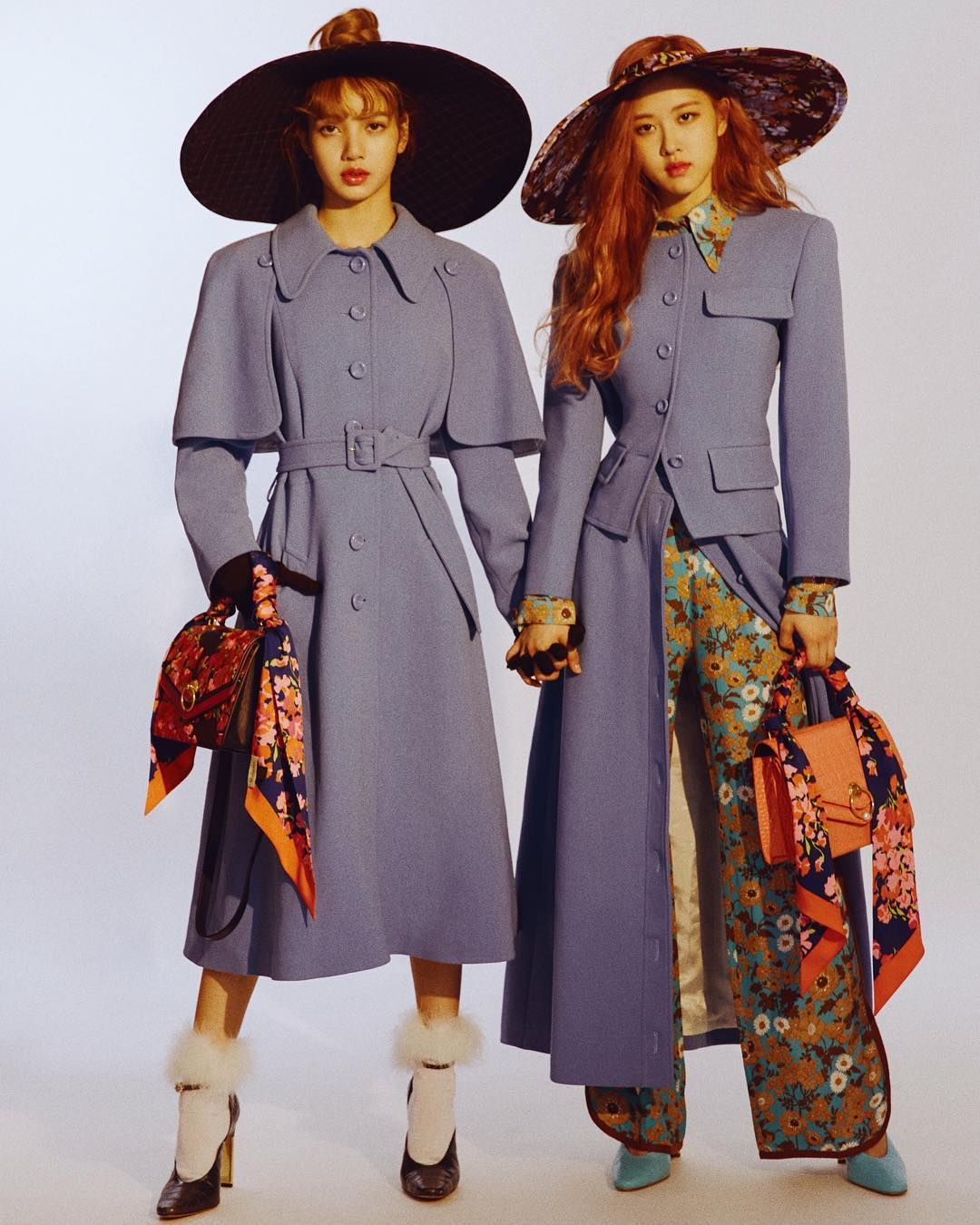Deretan Bukti Lisa dan Rosé BLACKPINK Hobi Pakai Outfit Kembaran