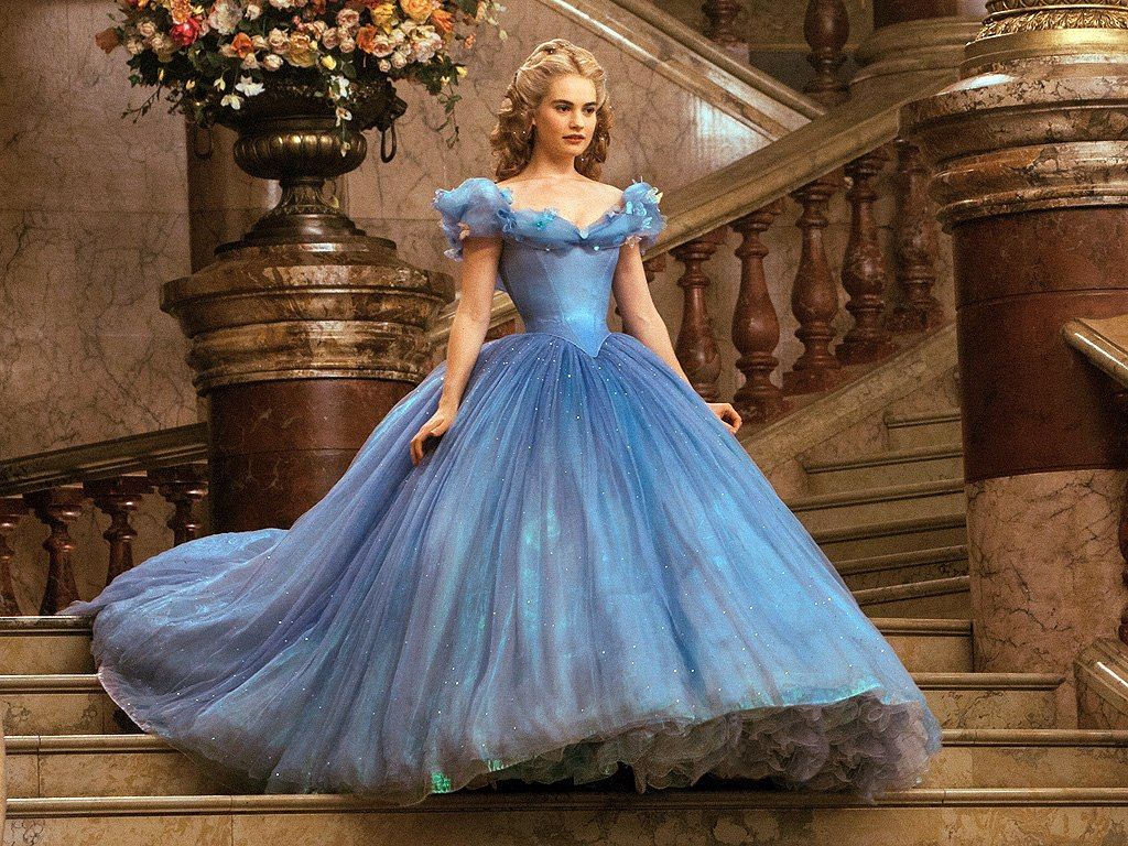 Deretan Film dengan Gaun Cinderella Paling Unik, Beda dari Kartun!