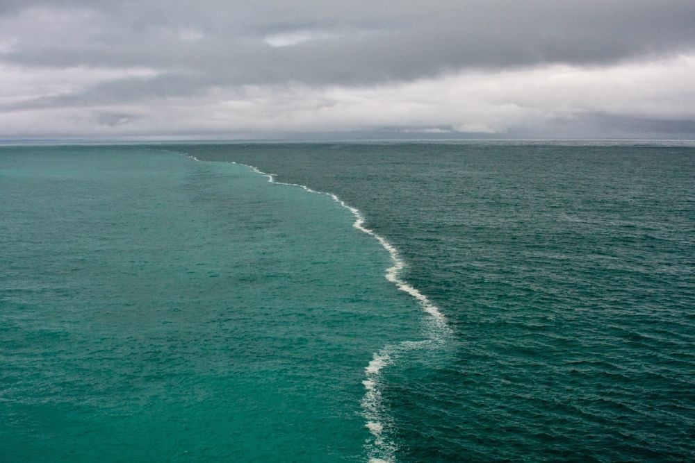 10 Most Unique Ocean Landscapes in the World, Creating Optical Illusions