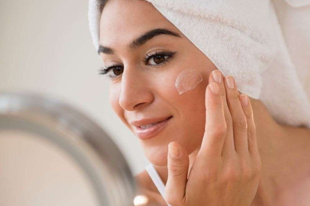 4 Tips Skincare Routine Terbaik Untuk Kulit Berminyak