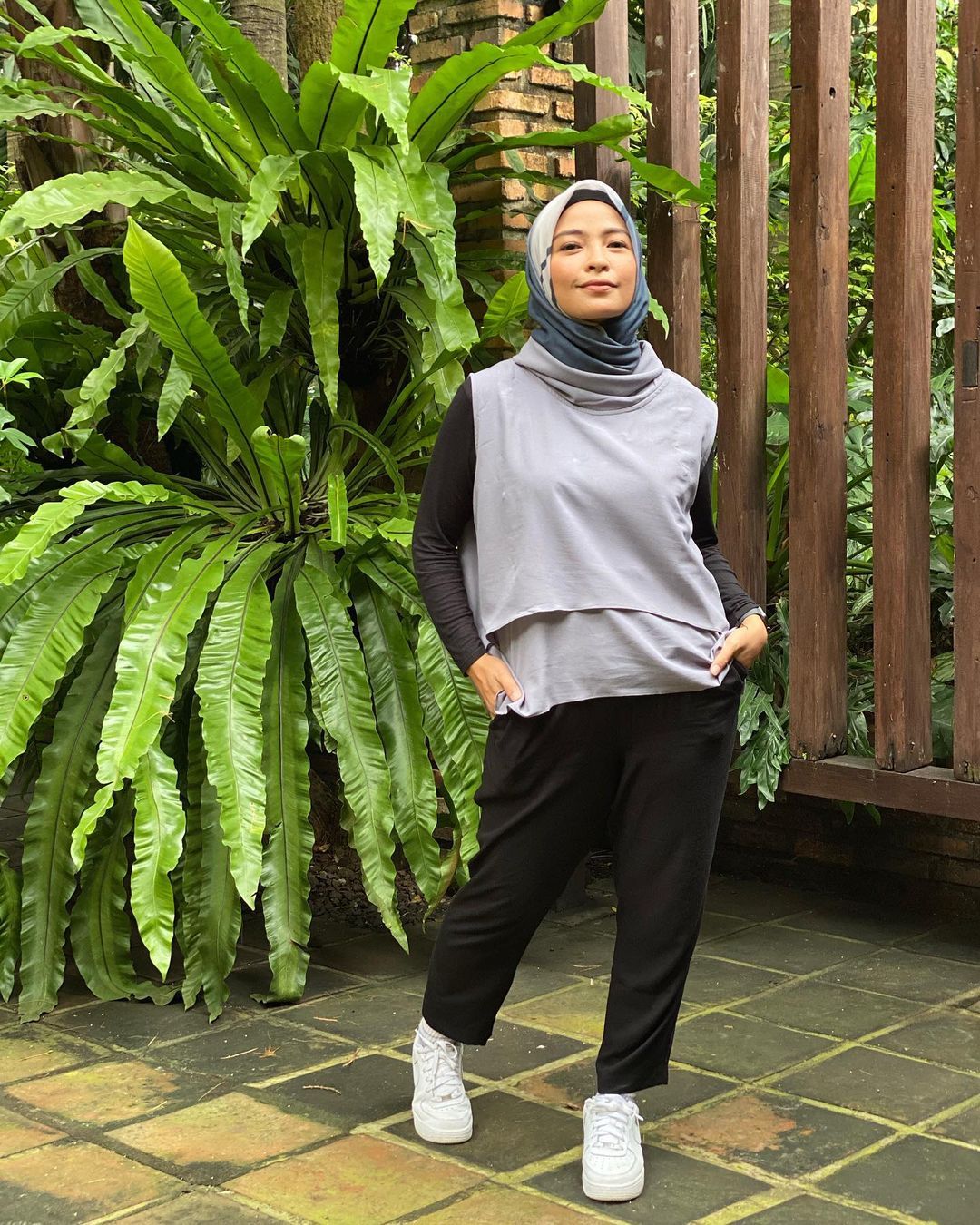 Para Publik Figur Indonesia yang Miliki Gaya Hijab Boyish, Kece!