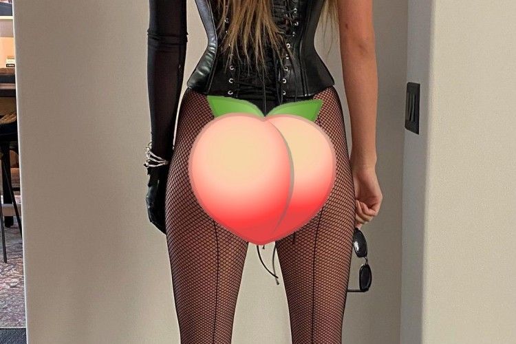 Wow! Kendall Jenner Bocorkan Kostum Seksi untuk Halloween!